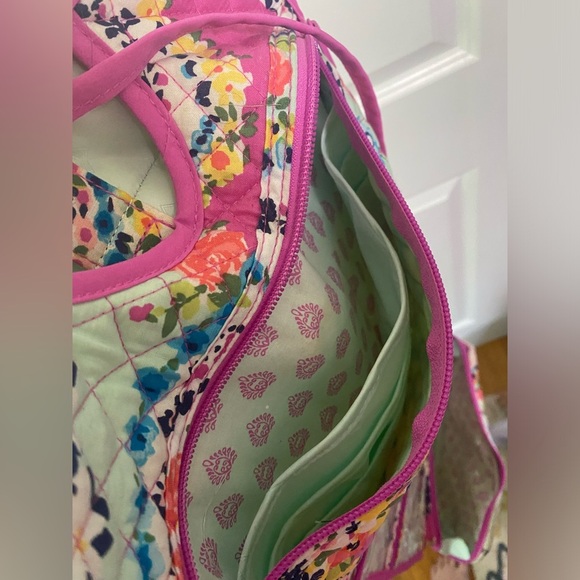 Vera Bradley Travel Bag - Picture 5 of 8